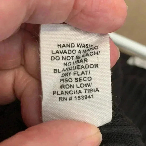 Timing  Ribbed & Fitted Black Lightweight Top, Size Small - Picture 6 of 6